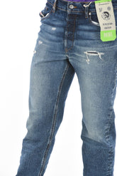 20cm Straight Fit D-MACS Distressed Jeans L32